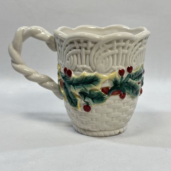 Fitz and Floyd Essentials Christmas Holiday Wreath Mug Set Of 4 - Picture 15 of 16